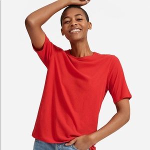 EUC Everlane Air Oversized T-Shirt in Red